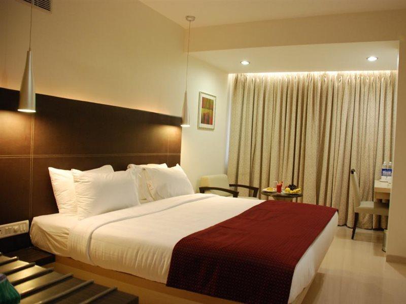 The Oriental Residency Hotel Bombaim Exterior foto