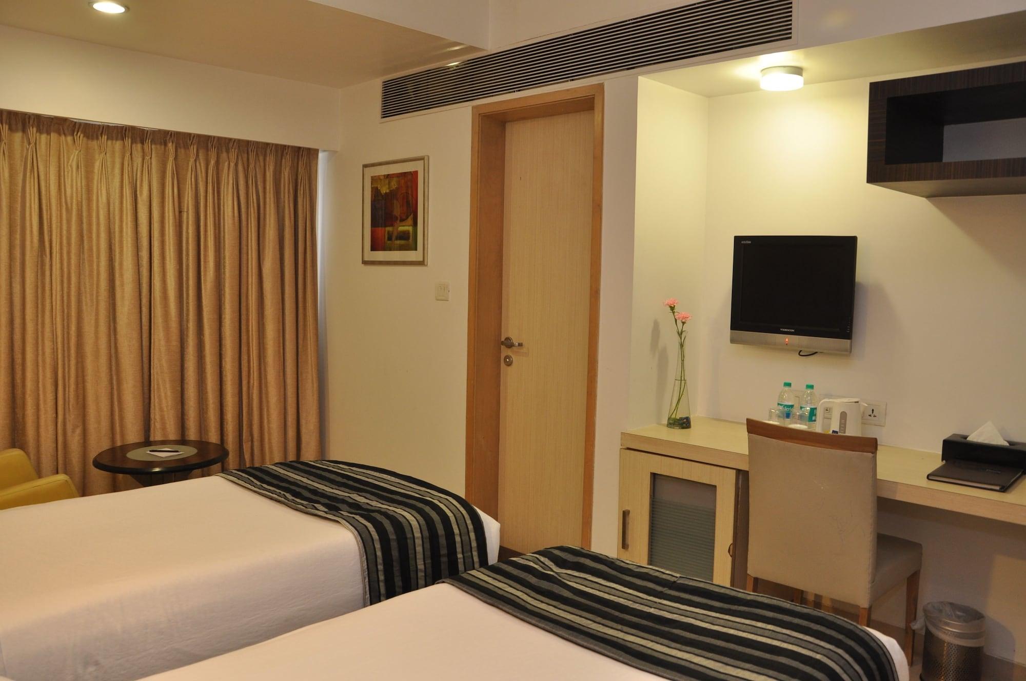 The Oriental Residency Hotel Bombaim Exterior foto