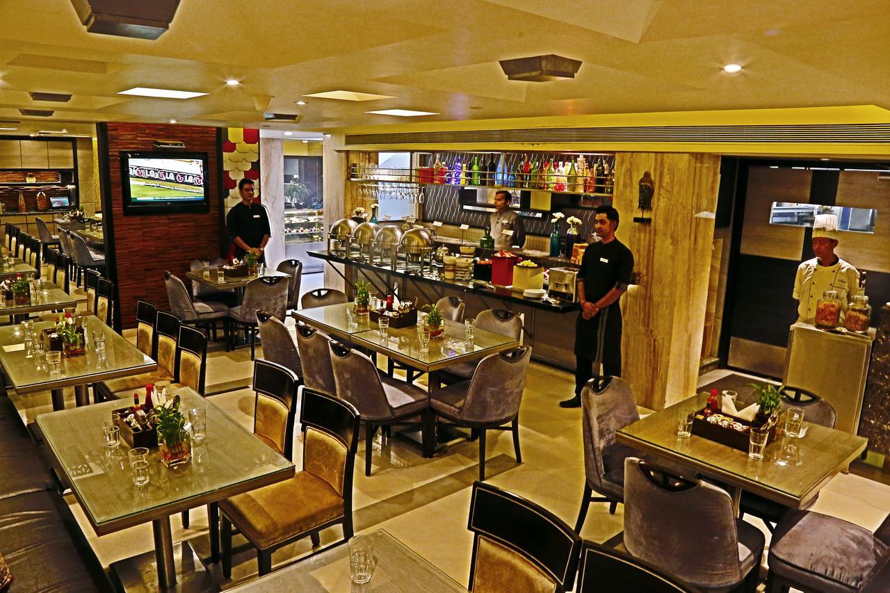 The Oriental Residency Hotel Bombaim Exterior foto