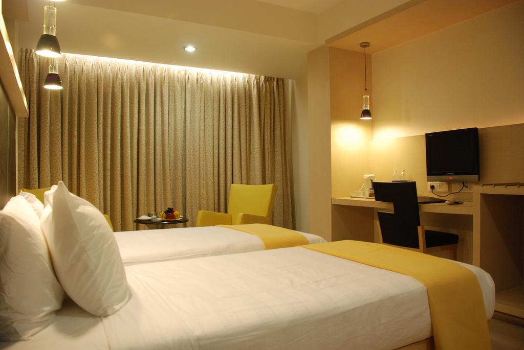 The Oriental Residency Hotel Bombaim Exterior foto
